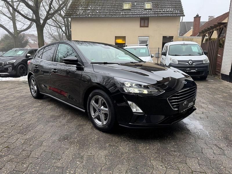 Gebraucht Ford Focus Titanium 150 PS (110 kW) 2020 Schwarz Kleinwagen