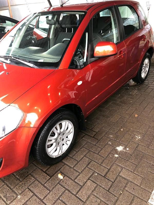 Second-hand Suzuki SX4 2008 Portocaliu Hatchback