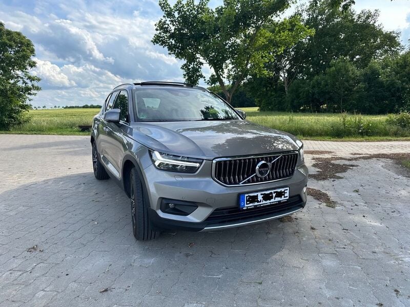 Gebraucht 2021 Volvo XC40 SUV | 25.900 € (Fairer Preis) - Bild 1/4