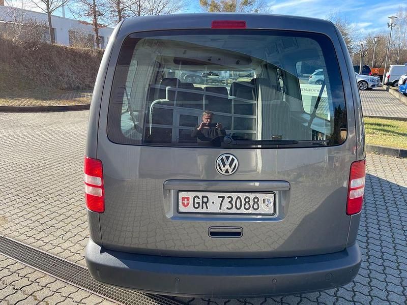 Gebraucht VW Caddy Maxi Trendline 110 PS (80 kW) 2014 Grau Van / Kleinbus