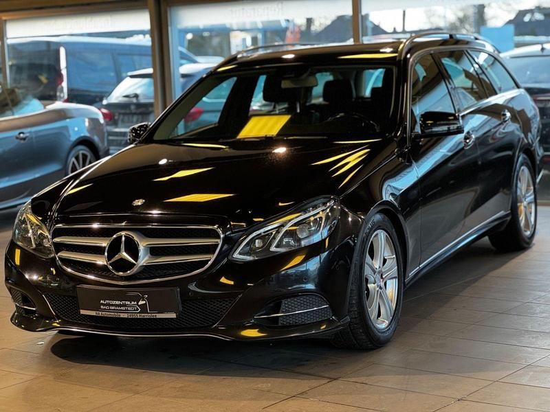 Gebraucht Mercedes E350 258 PS (189 kW) 2015 Schwarz Kombi