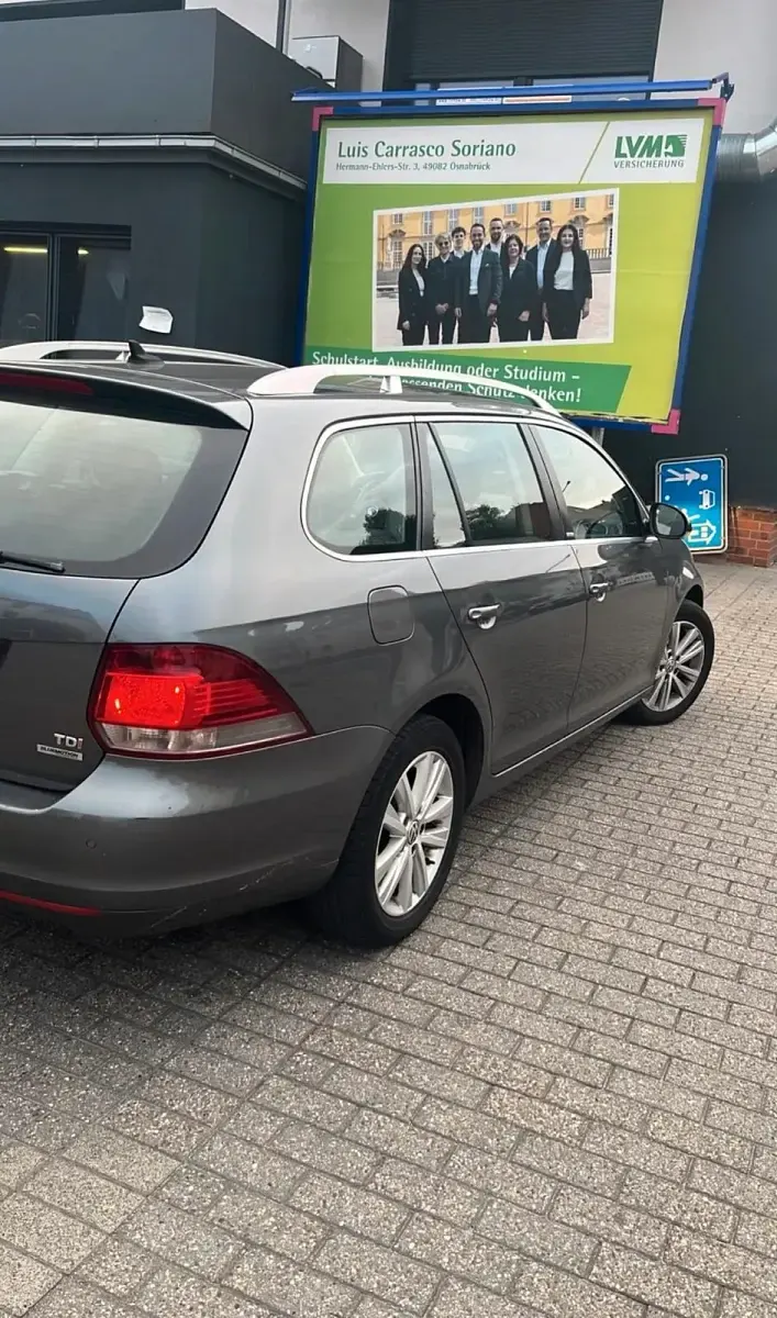 Gebraucht VW Golf VII 105 PS (77 kW) 2012 Silber Limousine