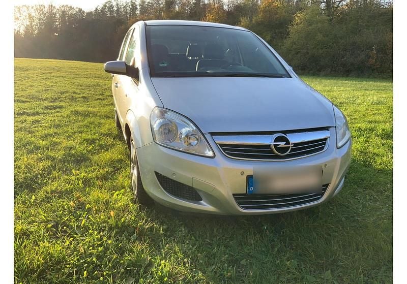 Gebraucht Opel Zafira Eco 150 PS (110 kW) 2009 Silber Van / Kleinbus