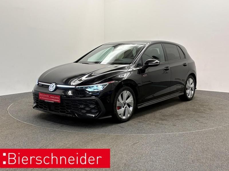 Gebraucht VW Golf VIII Pro 265 PS (194 kW) 2024 Schwarz Limousine