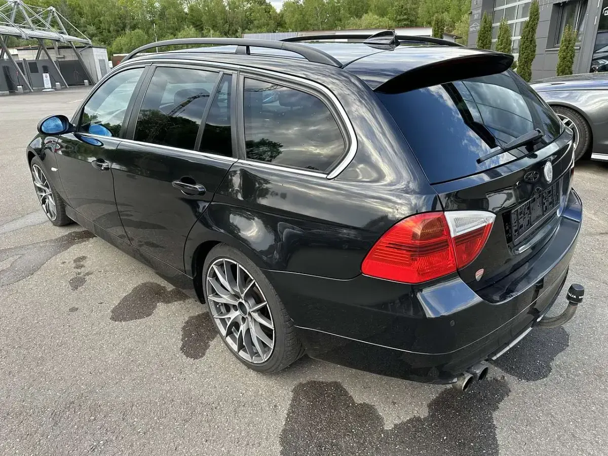 Gebraucht BMW 325 218 PS (160 kW) 2007 Kombi