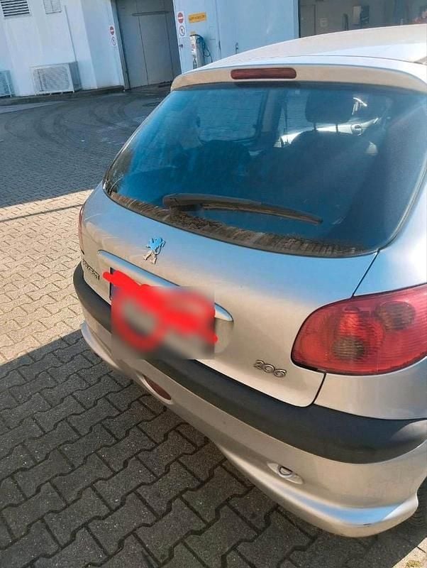 Gebraucht Peugeot 206 75 PS (55 kW) 2006 Silber Kleinwagen