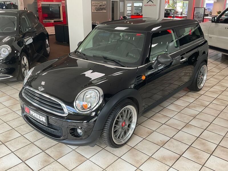 Schwarz Gebraucht 2013 Mini One D Clubman Kombi | 6.990 € - Bild 1/4