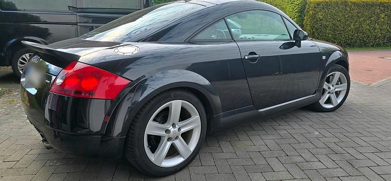 Używany Audi TT 250 KM (183 kW) 2004 Czarny Coupe