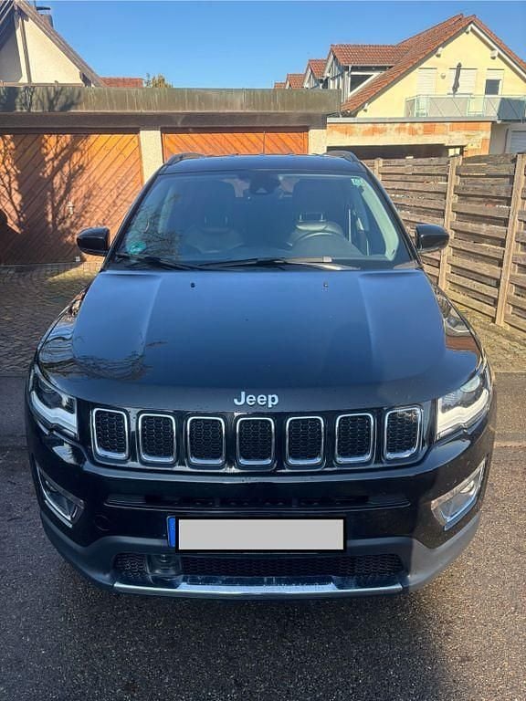 Schwarz Gebraucht 2018 Jeep Compass Limited SUV | 12.500 € (Fairer Preis) - Bild 1/4