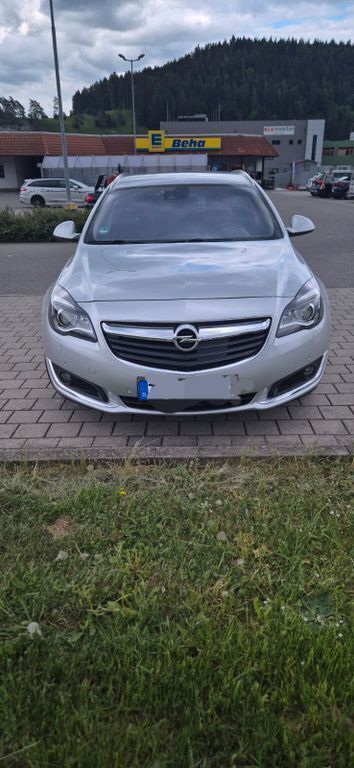 Silber Gebraucht 2016 Opel Insignia Innovation Kombi | 8.990 € (Fairer Preis) - Bild 1/4
