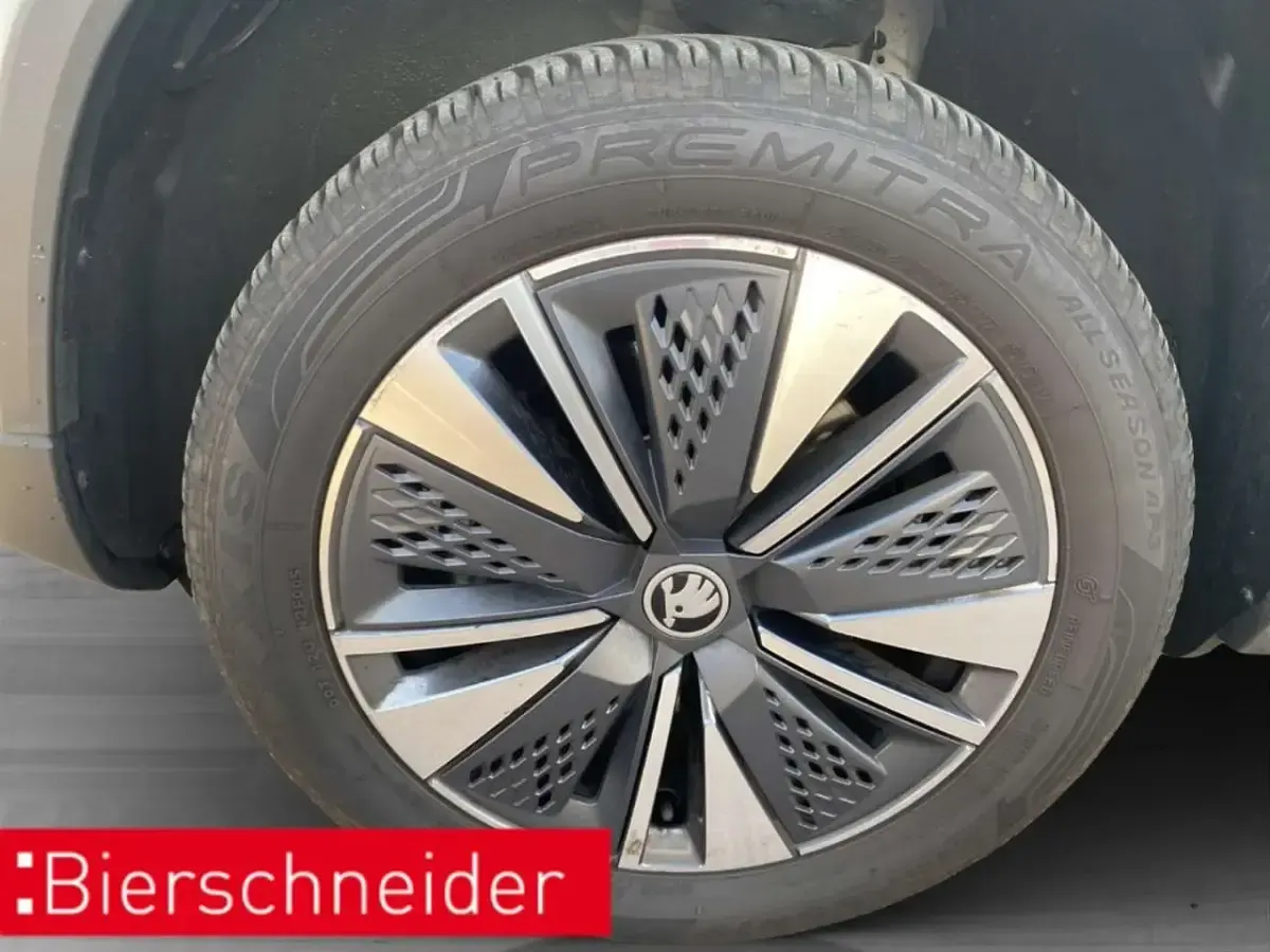 Gebraucht Skoda Karoq Tour 150 PS (110 kW) 2025 Weiss SUV