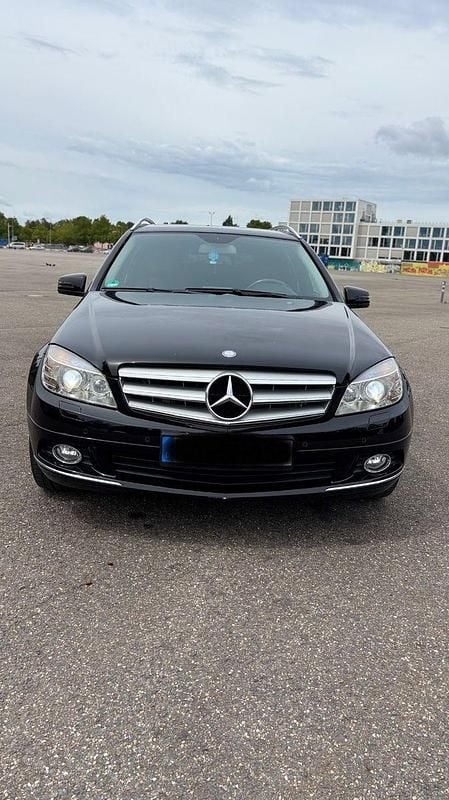 Schwarz Gebraucht 2009 Mercedes C350 Elegance Kombi | 8.800 € (Fairer Preis) - Bild 1/4