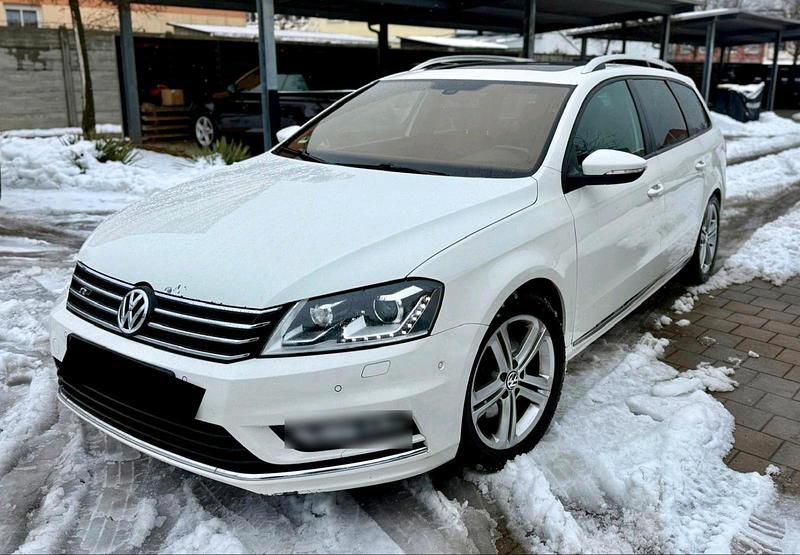 Weiß Gebraucht 2013 VW Passat R-line Kombi | 6.900 € (Superpreis) - Bild 1/4