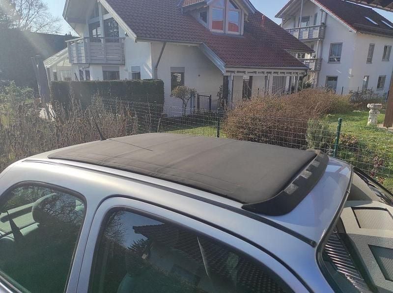 Gebraucht Nissan Micra Comfort 54 PS (39 kW) 2000 Silber Kleinwagen