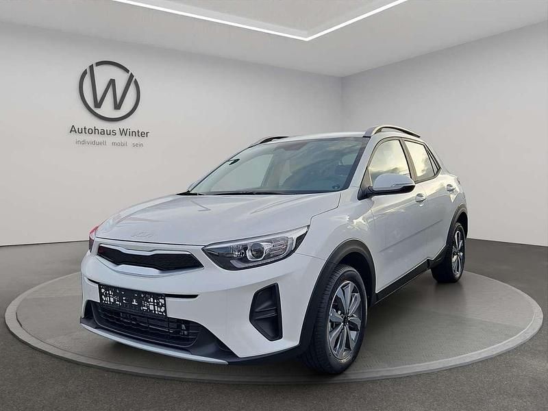 Gebraucht Kia Stonic Vision 101 PS (74 kW) 2024 Weiß SUV
