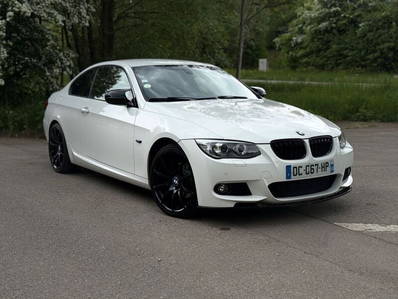 Weiß Gebraucht 2013 BMW 320 M Sport Coupé | 10.500 € (Guter Preis) - Bild 1/4