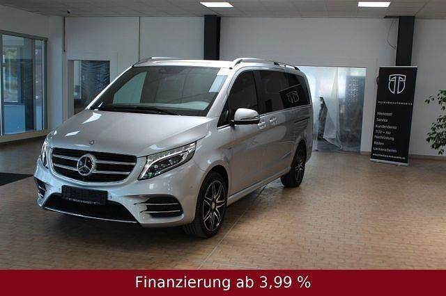 Silber Gebraucht 2017 Mercedes V250 Avantgarde Edition Van / Kleinbus | 52.990 € (Fairer Preis) - Bild 1/4