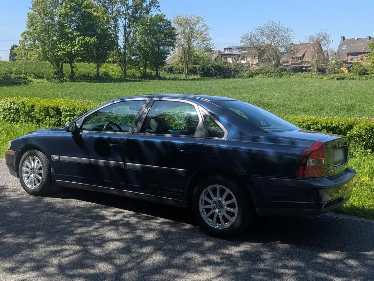 Gebraucht Volvo S80 140 PS (102 kW) 2001 Blau Limousine