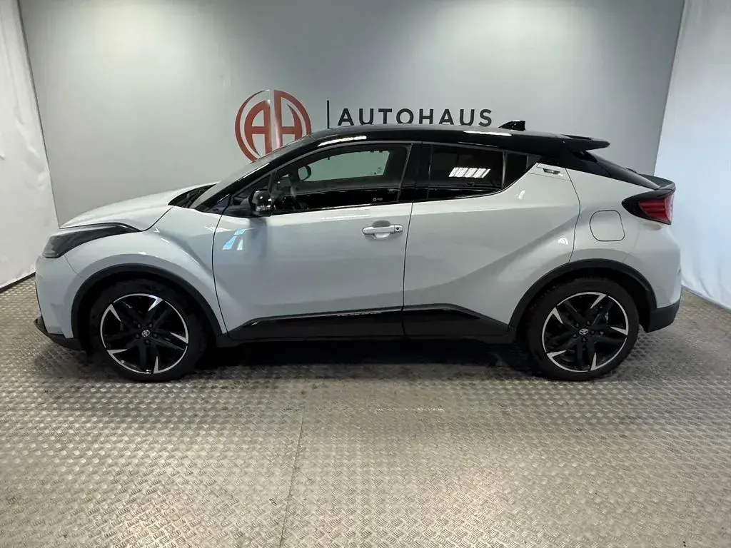 Gebraucht Toyota C-HR Sport 152 PS (111 kW) 2024 Grau SUV