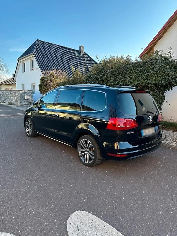 Gebraucht VW Sharan 177 PS (130 kW) 2014 Schwarz Van / Kleinbus