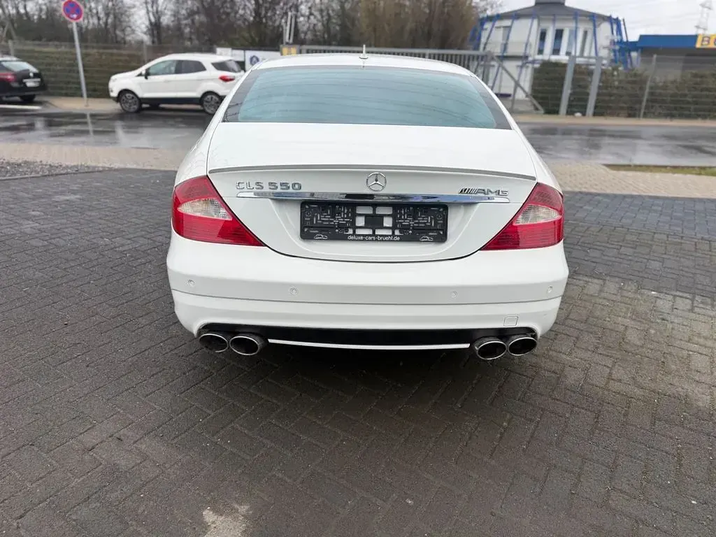 Gebraucht Mercedes CLS500 AMG 387 PS (284 kW) 2009 Silber Coupé