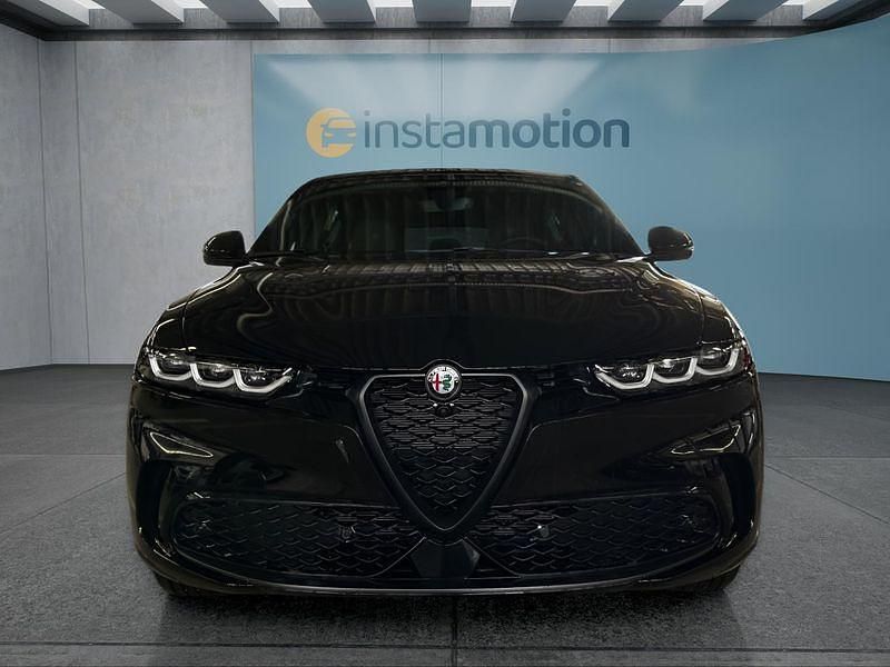 Neu Alfa Romeo Tonale 160 PS (117 kW) 2025 Schwarz SUV