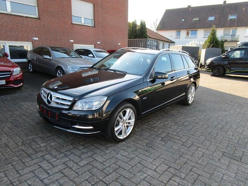 Gebraucht Mercedes C350 231 PS (169 kW) 2010 Schwarz Limousine
