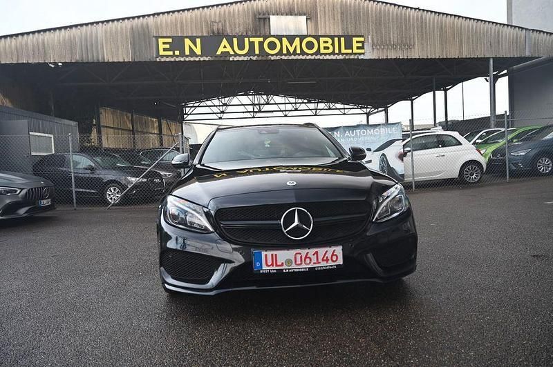 Schwarz Gebraucht 2017 Mercedes C300 Kombi | 20.000 € (Teuer) - Bild 1/4