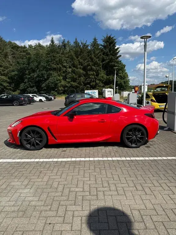 Gebraucht Toyota GR86 235 PS (172 kW) 2023 Rot Coupé