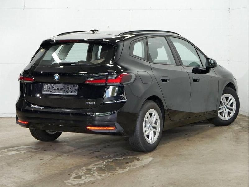 Gebraucht BMW 216 Active Tourer Performance 122 PS (89 kW) 2024 Schwarz Van / Kleinbus