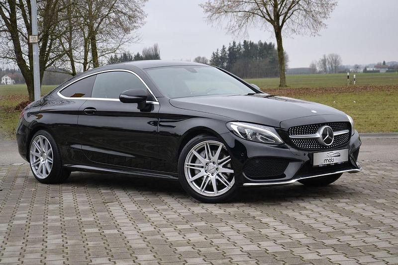 Gebraucht Mercedes C300 245 PS (180 kW) 2016 Schwarz Coupé