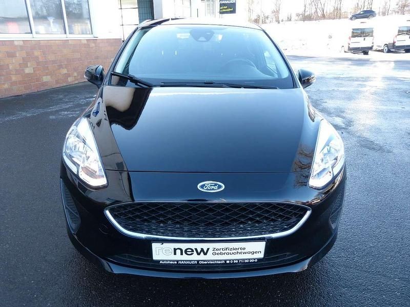 Gebraucht Ford Fiesta Trend 101 PS (74 kW) 2017 Schwarz Limousine