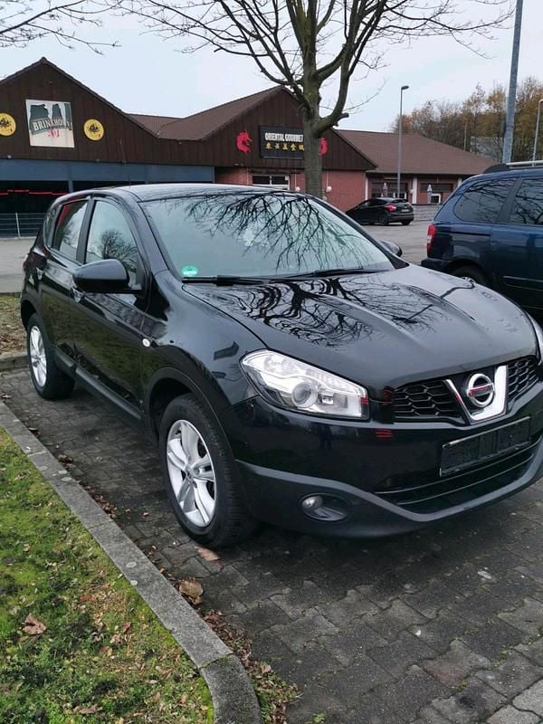 Schwarz Gebraucht 2011 Nissan Qashqai SUV | 3.850 € (Superpreis) - Bild 1/4