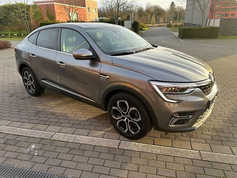 Grau Gebraucht 2024 Renault Arkana Techno SUV | 20.800 € (Fairer Preis) - Bild 1/4