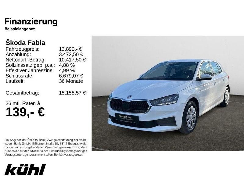 Weiß Gebraucht 2022 Skoda Fabia Ambition Limousine | 13.590 € (Fairer Preis) - Bild 1/4