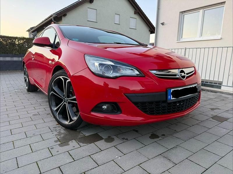 Gebraucht Opel Astra GTC Edition 179 PS (131 kW) 2012 Rot Coupé