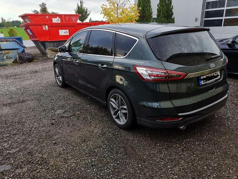Gebraucht Ford S-MAX Titanium 150 PS (110 kW) 2016 Van / Kleinbus