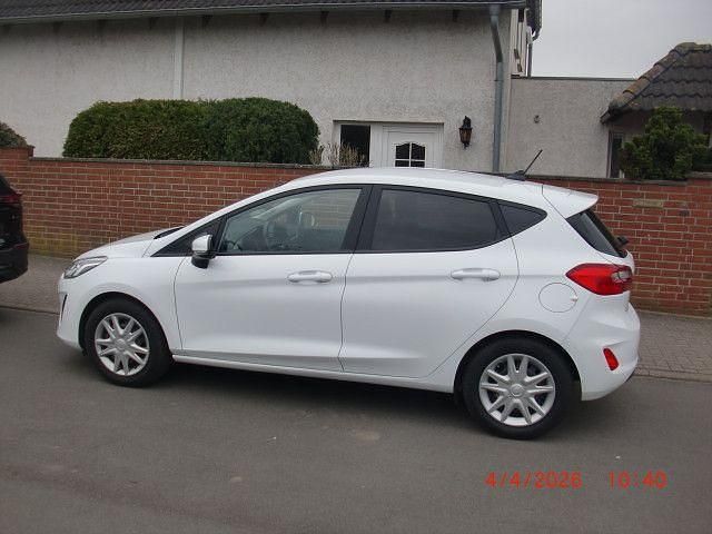 Gebraucht Ford Fiesta Titanium 75 PS (55 kW) 2021 Weiß Kleinwagen
