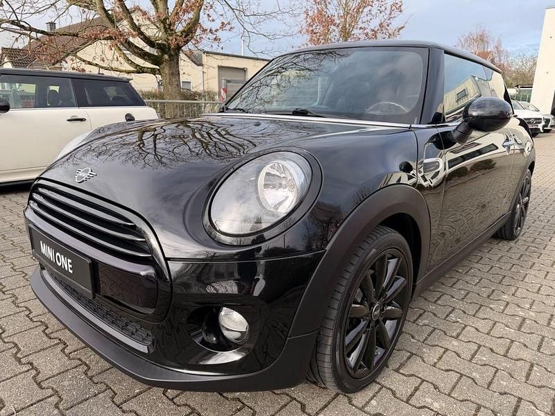 Gebraucht Mini ONE 102 PS (75 kW) 2018 Schwarz Kleinwagen