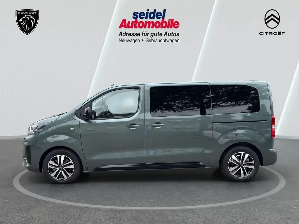 Neu Citroën Spacetourer 179 PS (131 kW) 2026 Grün Van / Kleinbus