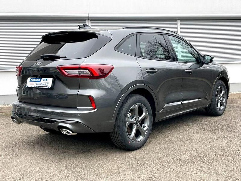 Neu Ford Kuga ST-Line 186 PS (136 kW) 2025 Grau SUV