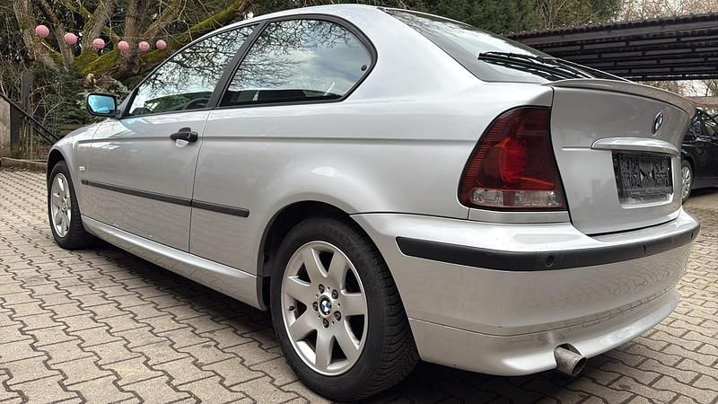 Gebraucht BMW 316 Compact 116 PS (85 kW) 2003 Silber Kleinwagen