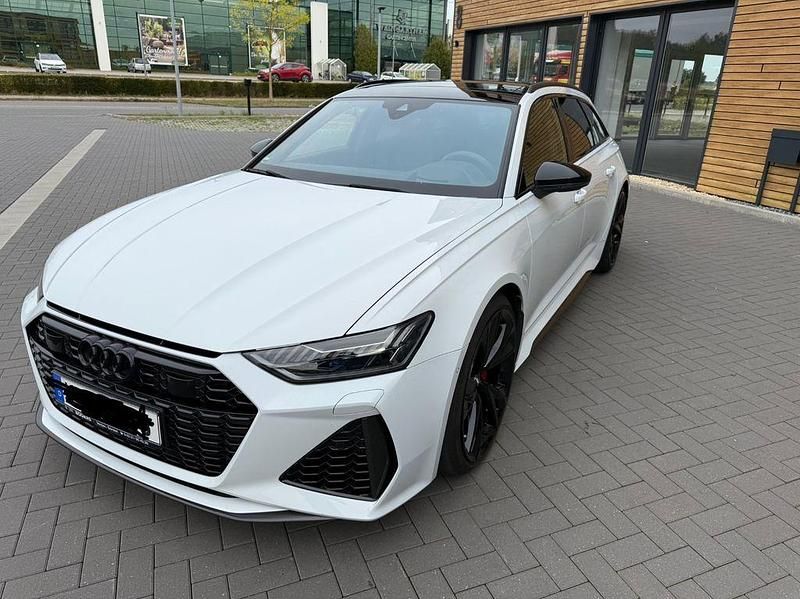 Weiß Gebraucht 2022 Audi RS6 Sport Limousine | 96.500 € (Guter Preis) - Bild 1/4