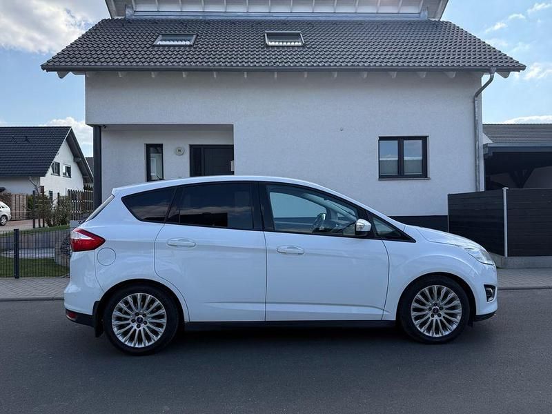 Gebraucht Ford C-MAX 101 PS (74 kW) 2015 Weiß Van / Kleinbus