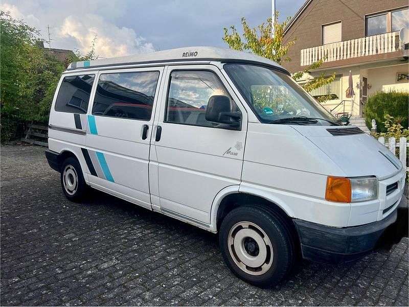 Weiß Gebraucht 1994 VW T4 Van | 7.200 € - Bild 1/4