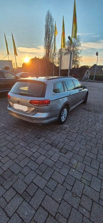Gebraucht VW Passat 150 PS (110 kW) 2015 Silber Kombi