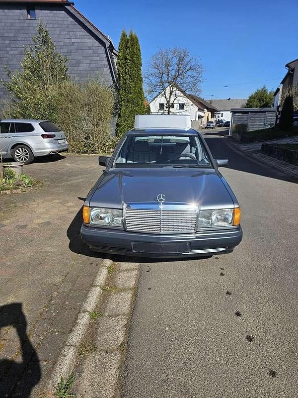Gebraucht 1991 Mercedes 190 Limousine | 7.200 € - Bild 1/4