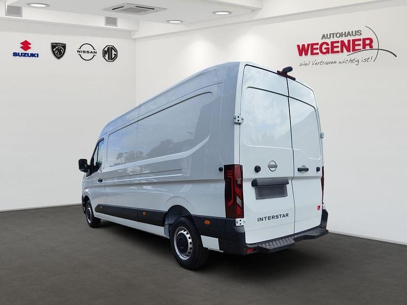 Gebraucht Nissan Interstar N-Connecta 150 PS (110 kW) 2025 Weiß Van