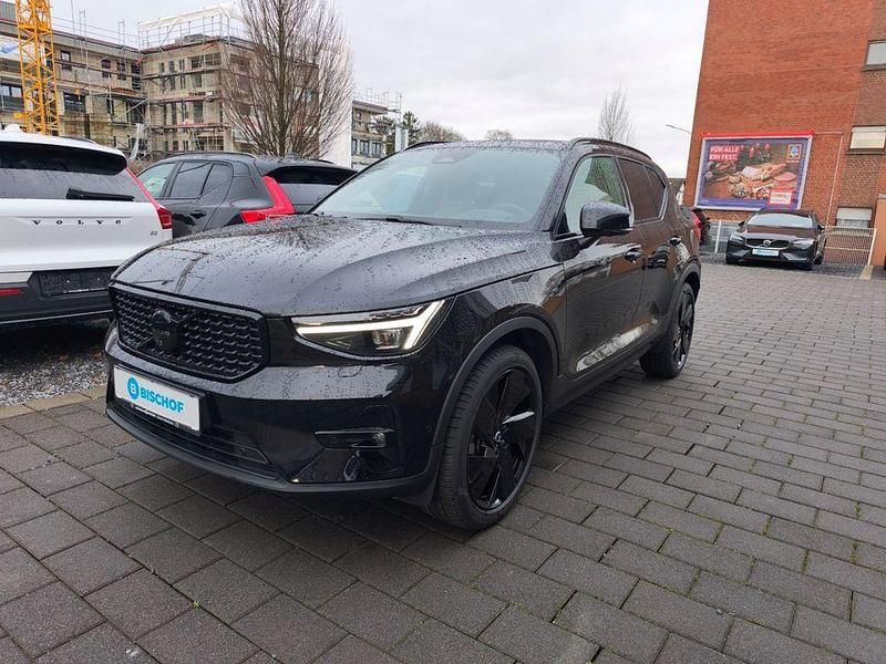Gebraucht Volvo XC40 Plus 163 PS (119 kW) 2025 Schwarz SUV