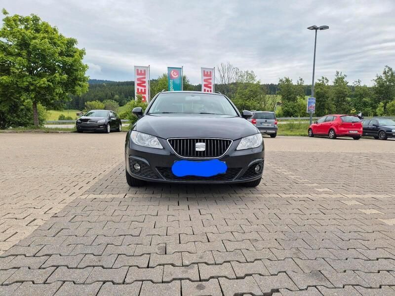 Schwarz Gebraucht 2010 Seat Exeo Kombi | 3.800 € (Fairer Preis) - Bild 1/4